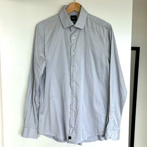 Beautiful Men’s Strellson Lavender Dress/Casual Button up shirt